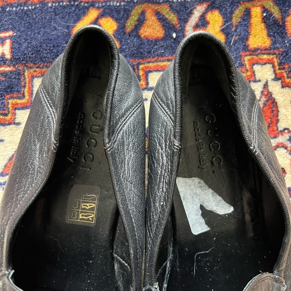 Gucci Black Leather Loafers with Gold Hardware main image 11